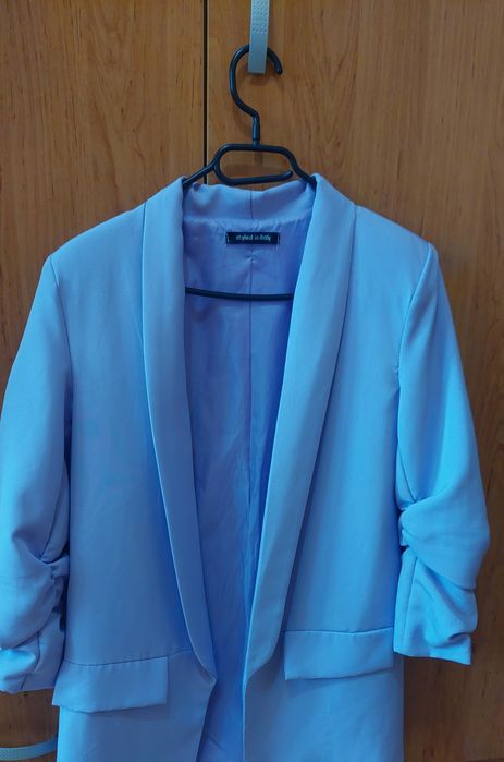 Лилав дамски костюм в размер М