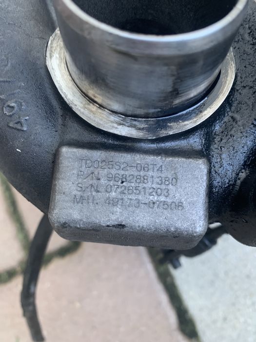 Турбокомпресор turbo citroen peugeot 1.6 HDI TD025S2-06T4