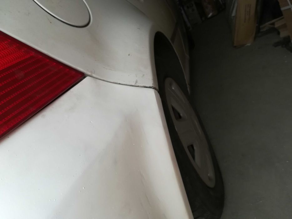 Bara spate VW Golf 4 model R32