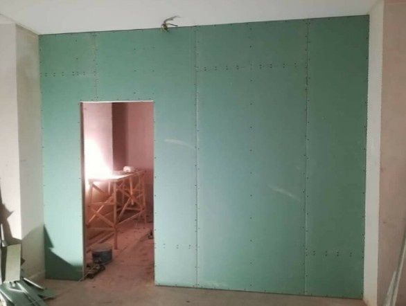 Перегородки витриные офисные комнатные Стекло Оргстекло