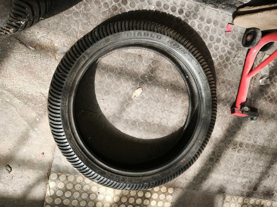 Pirelli Diablo Rain мото гуми за дъжд