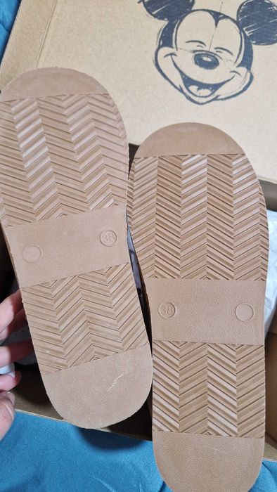 Walt Disney нови топли боти с апликация на Mickey Mouse Camel 38 EU