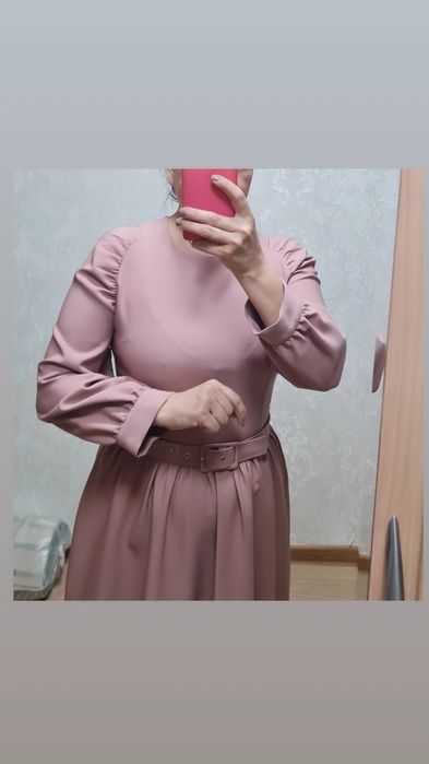 Платье с длинным рукавом новый