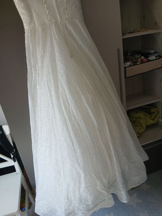 Rochie de mireasa stil printesa