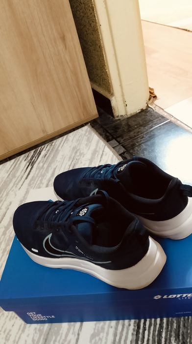Nike ,fila маратонки
