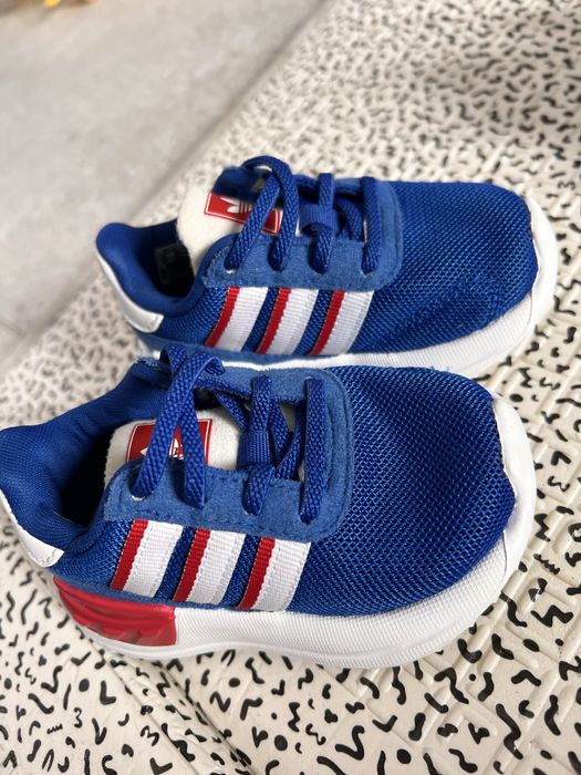 Adidasi bebelusi Adidas