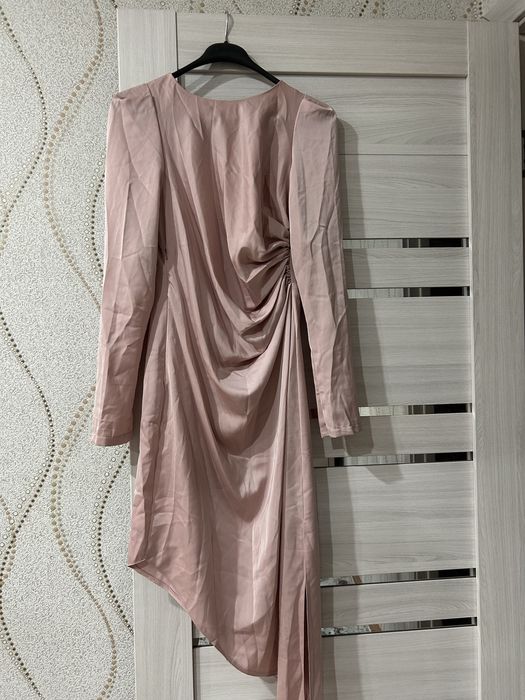 Платья женские новые