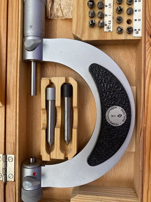 Микрометър Резбомер