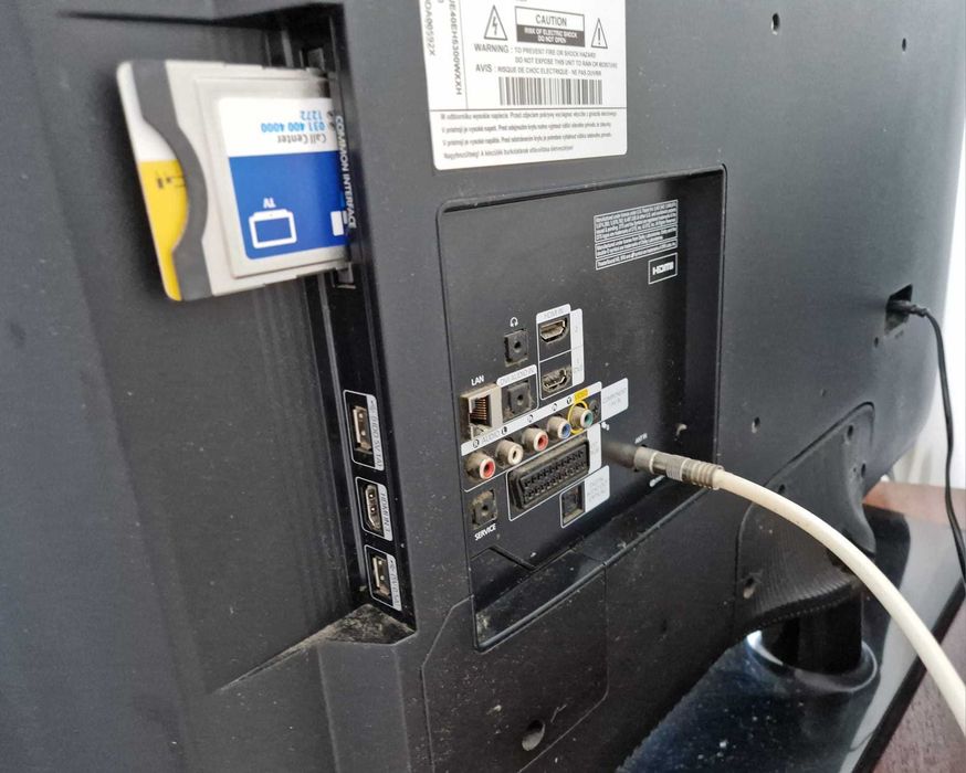 Smart TV Samsung UE40EH5300 la oferta