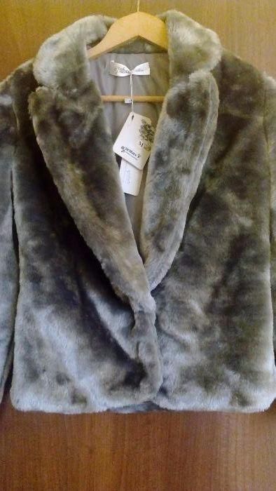 Ново! Дамско палто от еко кожа с косъм