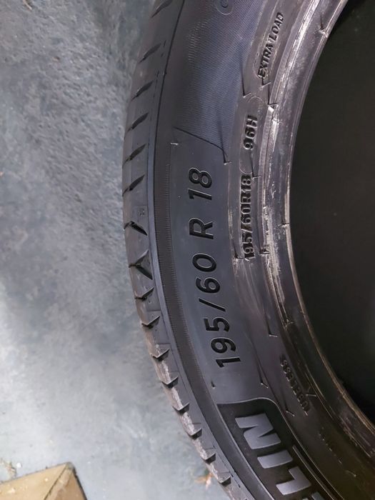 195/60R18 Michelin 4 бр.дот3922