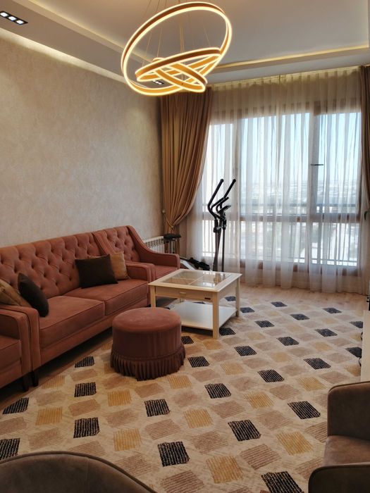 Продаётся 2комнатная квартира 63м2 в Алмазар Бизнес сити. Собственник