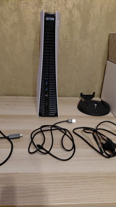 Vand ps 5 de 825 de GB