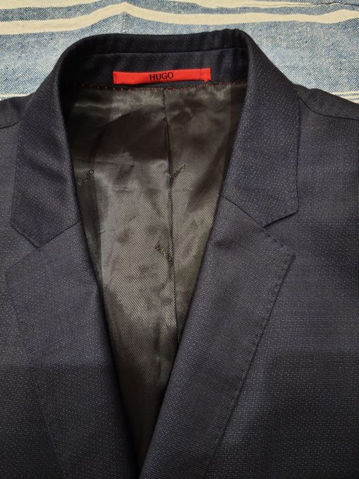 Sacou HUGO BOSS – Nou cu etichetă – 100% lână virgină