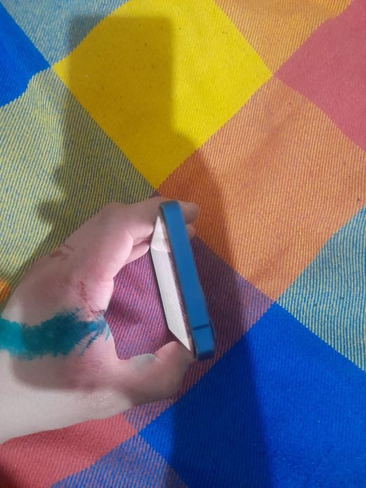 Айфон 13 сатылады