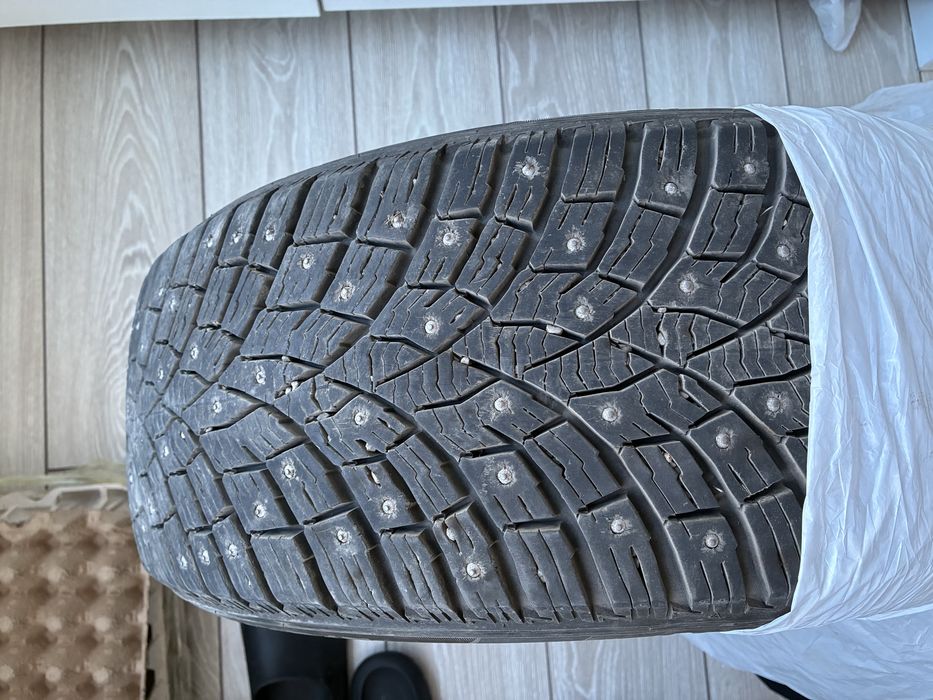 Зимняя резина Triangle 225/50 R17 шипы, комплект. Kaspi Red