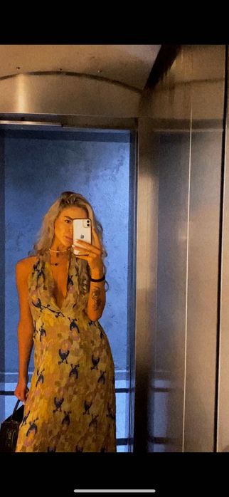 Рокля на ZARA цветен принт