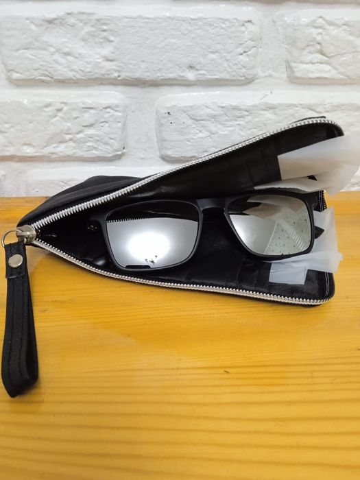 Продам очки новые.