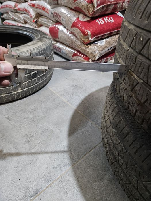 235 55 19 Continental M+S