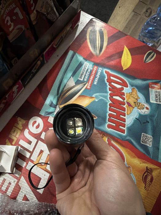 Фонарик 4в1 ультрафиолетовый ультрафиолет проверить