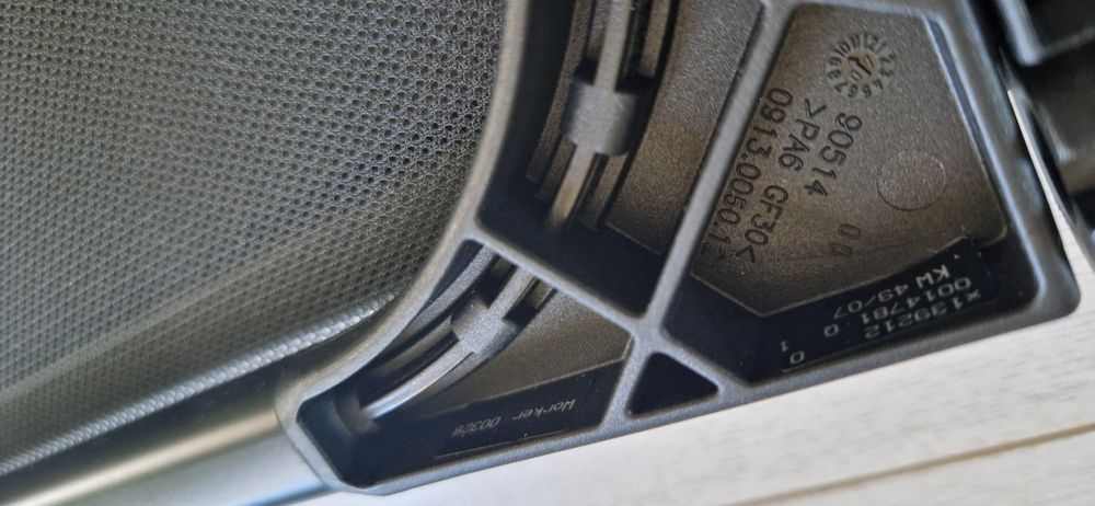 Сгъваем ветробран за Peugeot 207 cc