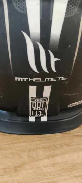 Мото каски различни модели