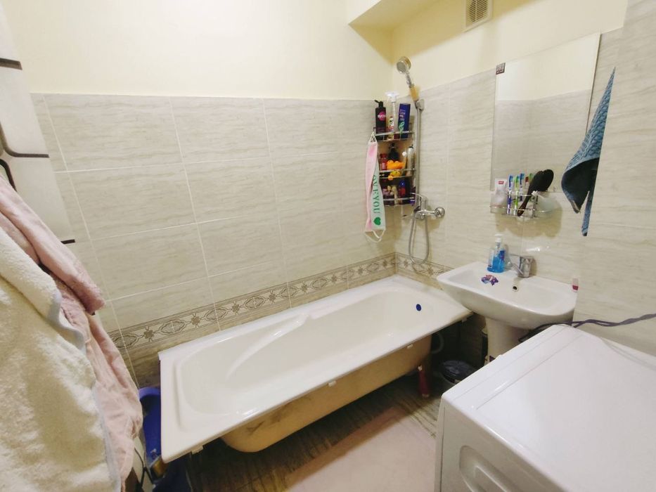 Квартира сотилади