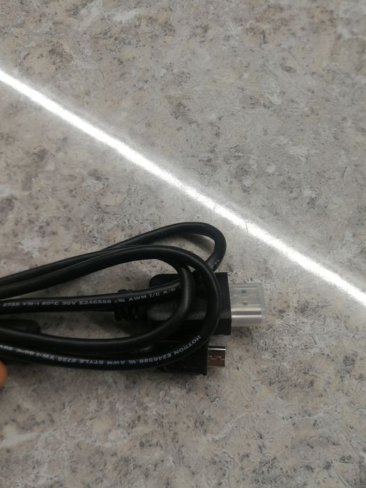 Кабель HDMI - Micro USB
