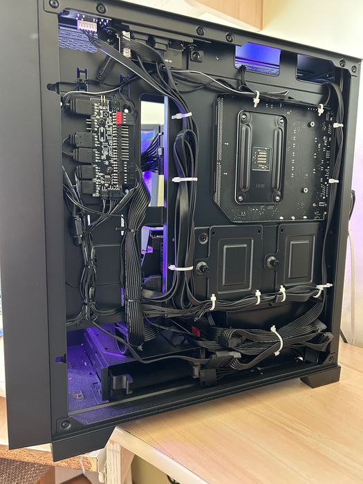 PC Gaming Ryzen 5 5600XT + Radeon RX 9060XT