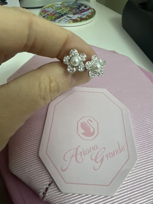 Cercei stud Ariana Grande x Swarovski