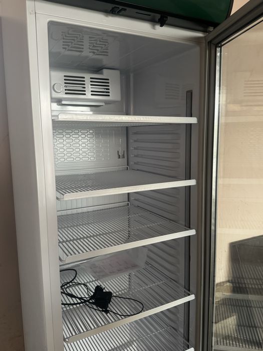 Vitrina xolodilnik, artel HS-474SN