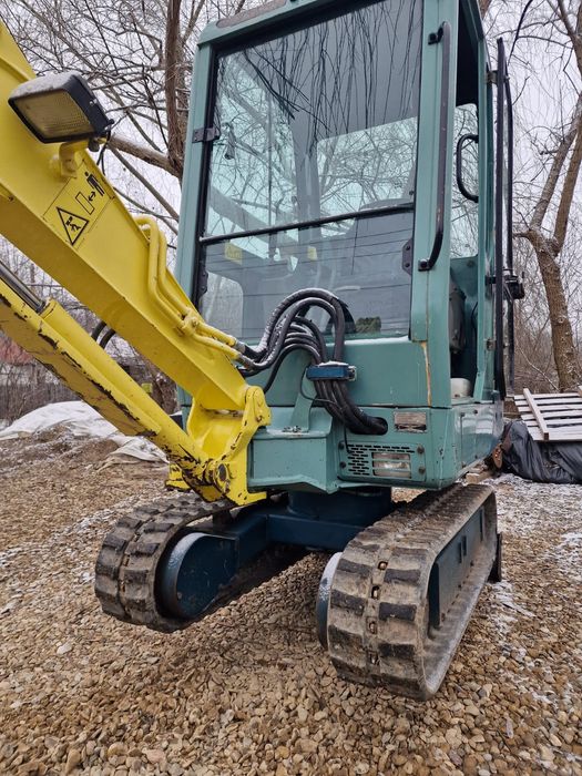 Miniexcavator YANMAR B15 1,6t