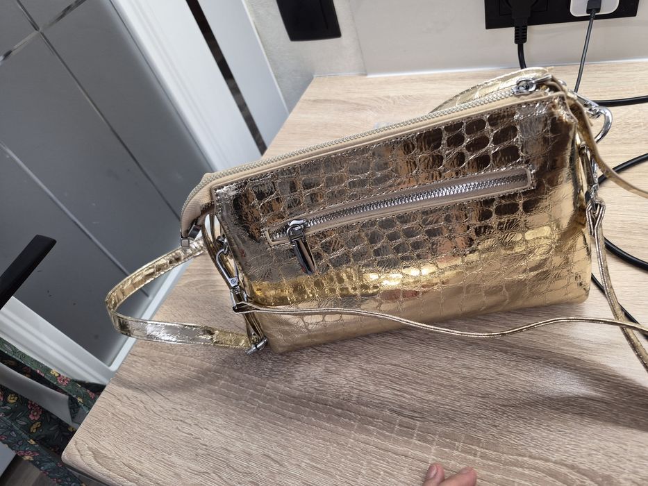 Продам сумку женскую