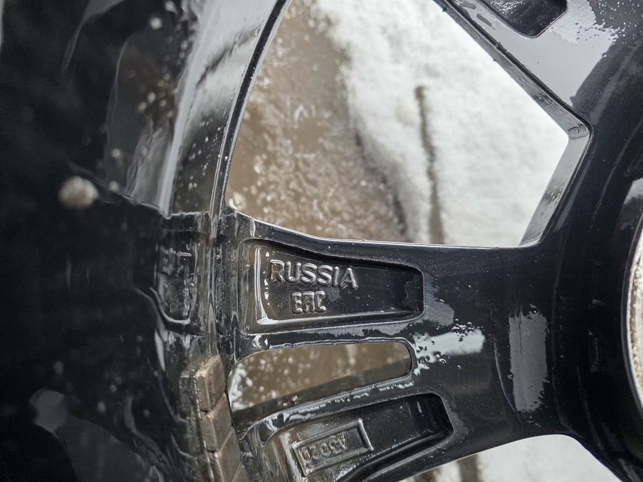 Комплект дисков с резиной R17. 5x112