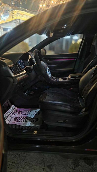 BYD Чемпион Гибрид 150км Flagship Full 24г/25г! Черный! Чистая!