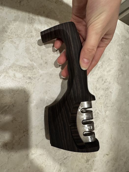 Точилка для ножей