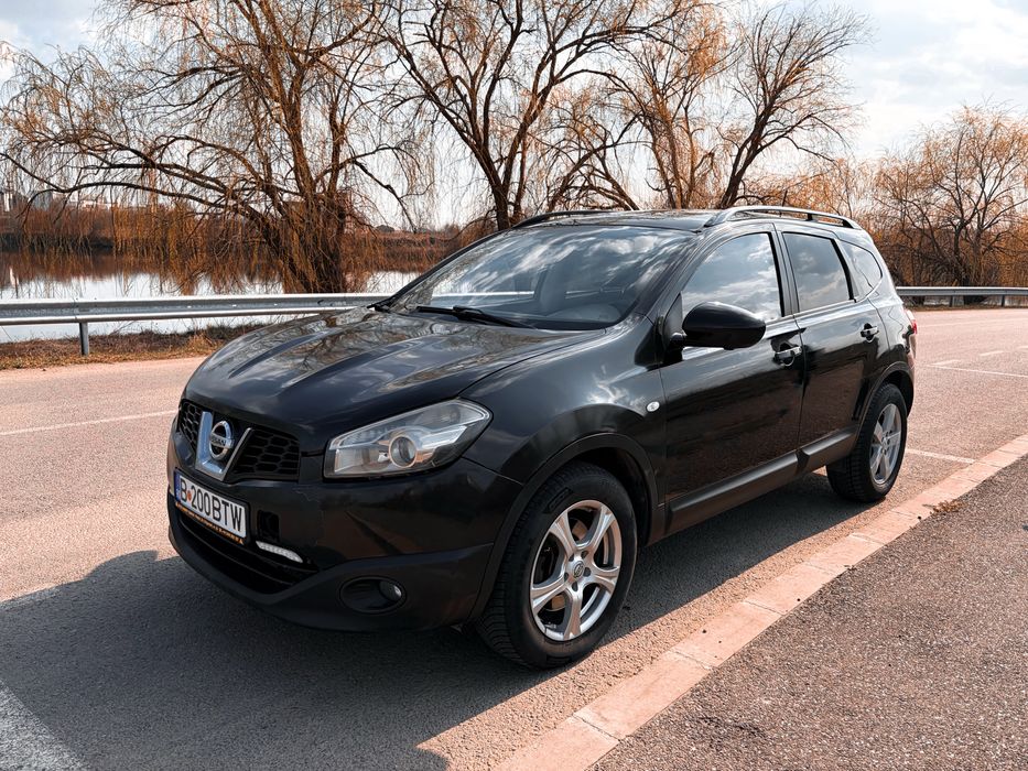 Nissan Qashqai +2 2.0 Diesel • Automat • 4x4 • 7 Locuri