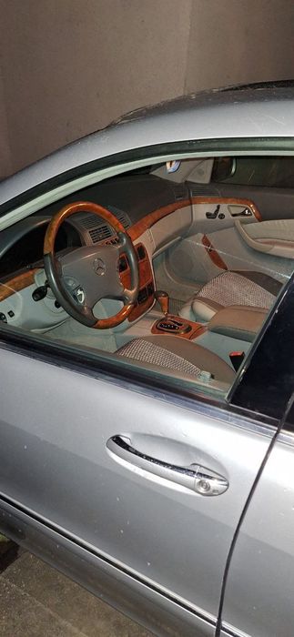 Продаётся Мерседес 220