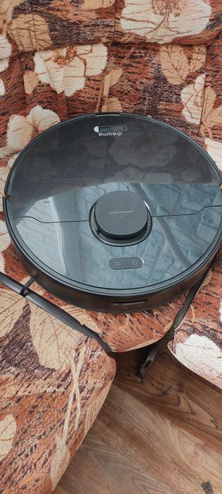Продам робот пылесос