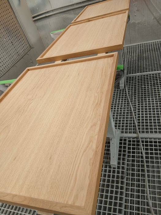 Бояджийски услуги на мебели