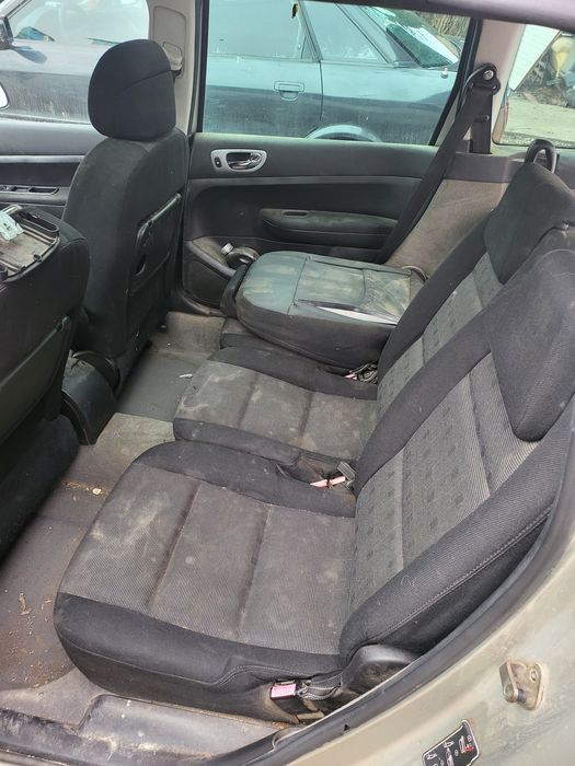 Пежо 307 2.0 Hdi.  НА ЧАСТИ