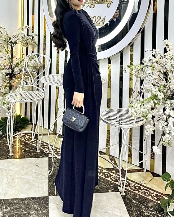 Элегантное вечернее платье