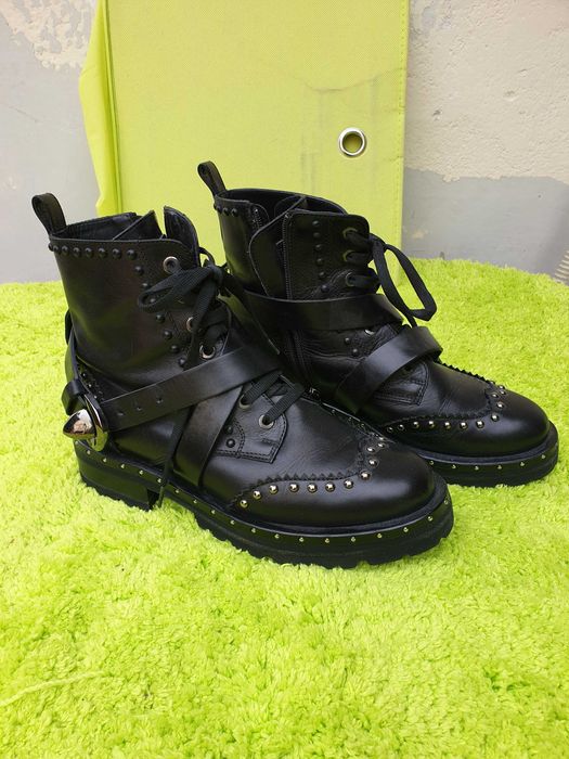 Дамски обувки. Италиански. Френски.