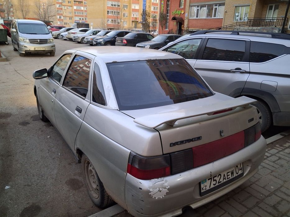 Продаю ваз 2110 таза казах