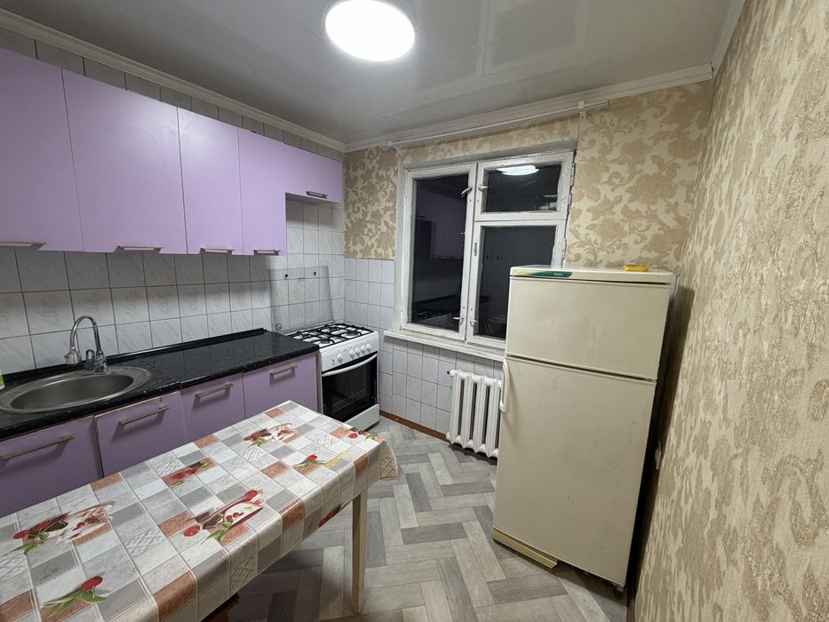 Продам квартиру 3 комнатную