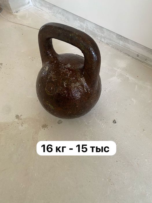 Гири, гантели и тренажер для пресса