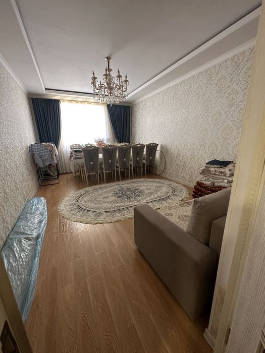 Srochna navastroyka do’m sotiladi