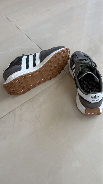 Спортни маратонки Adidas Retropy e5