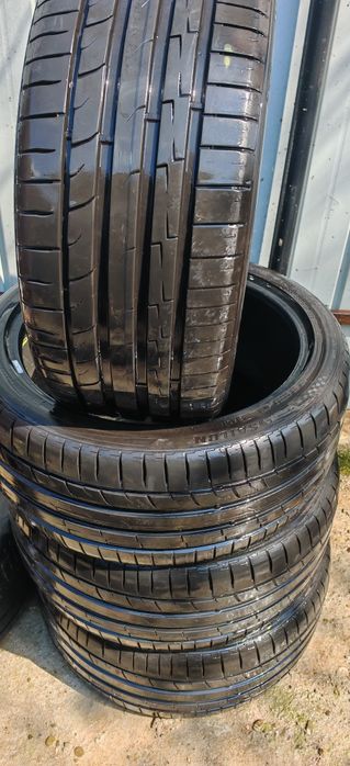 235/40R18 vară  dot 11.2022