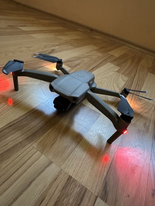 Продавам Дрон Dji mavic air 2 combo